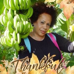 Meet your Posher, Caroline